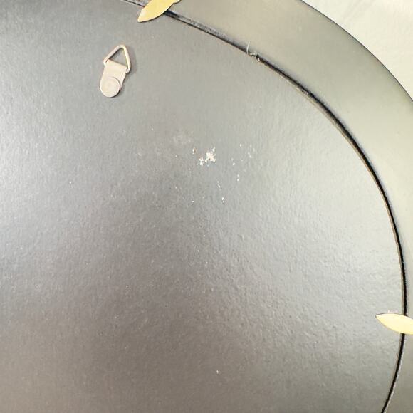 Melannco 17" Oval Wooden Triple Picture Frame Wall Hanging - Picture 3 of 6